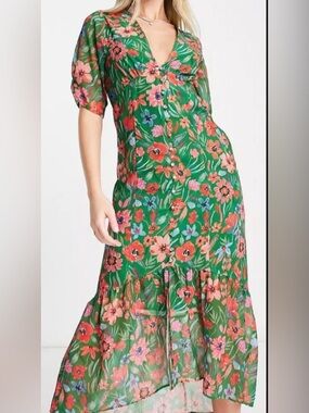 Floral V-Neck Midi Dress NWT